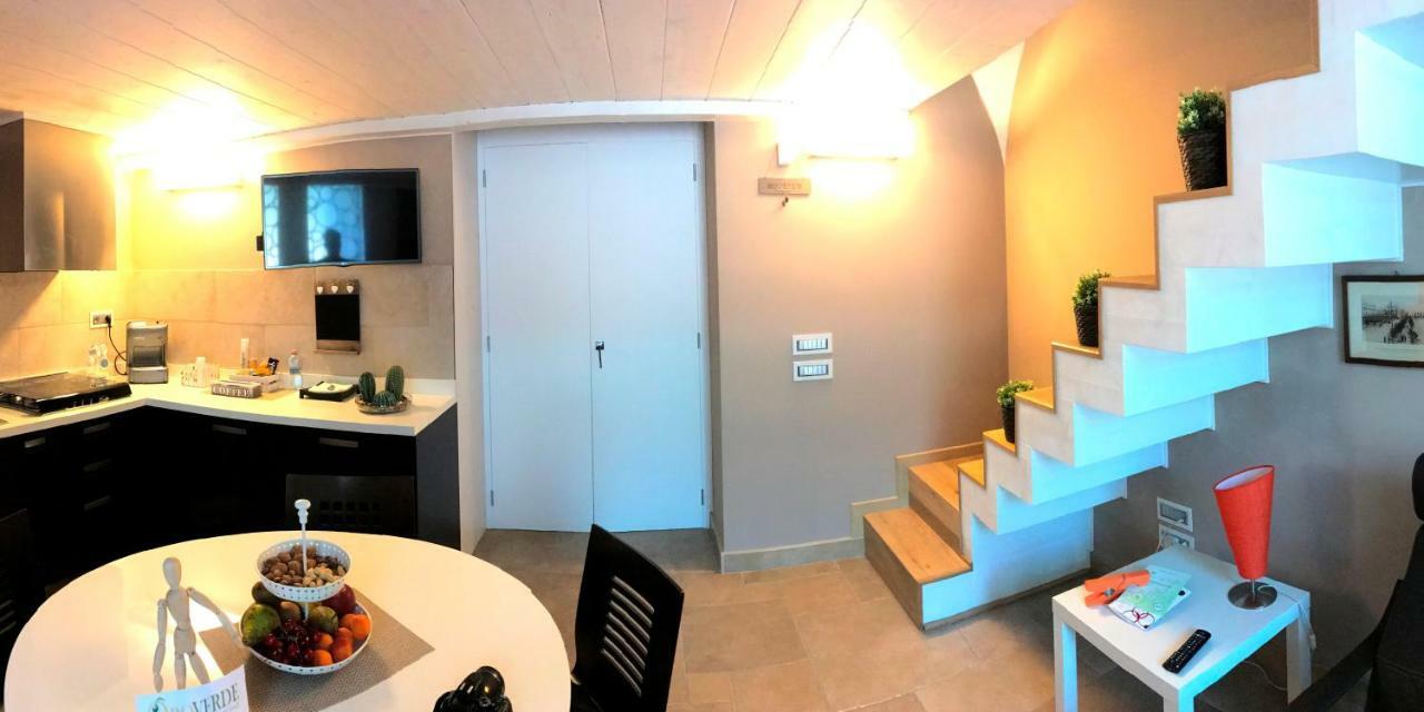 Oroverde B&B Трани Экстерьер фото